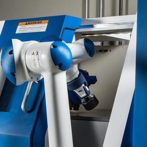 Tip change box for ArcWorld welding cells