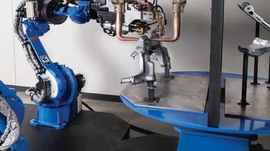 Tip change box for ArcWorld welding cells